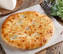 Осетинский пирог с сыром и зеленью