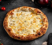 Пицца Четыре сыра 