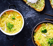 Суп куриный с лапшой