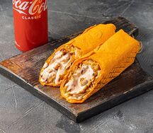 Шаурма The Цезарь и Coca-Cola