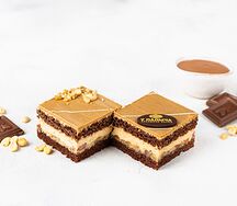 С арахисом и карамельной нугой пирожные-дуэт