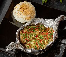 Окунь в фольге с рисом