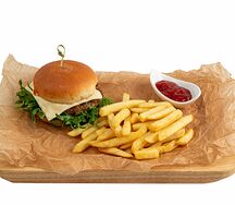 Мини-бургер с картошечкой фри