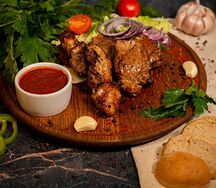 Шашлык из cвинoй шейки