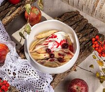 Домашние вареники с творогом и вишней