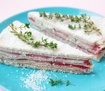 Торт Наполеон сыроедческий