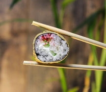 Ролл Hot & Snack Снежный краб