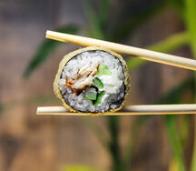 Ролл Hot & Snack Угорь