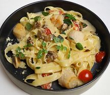 Феттуччине с морским гребешком и соусом горгондзола
