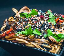 Wok с курицей