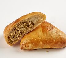 Пирожок с мясом