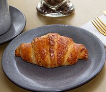 Круассан с ветчиной и сыром