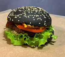 Middle Burger Black