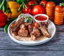 Шашлычок из свиных ребрышек