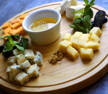 Сырная тарелка
