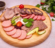 Мясная тарелка