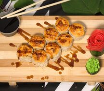 Запеченный ролл Спайси курица