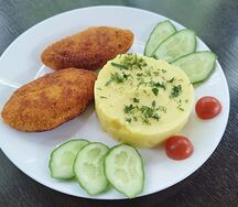 Куриные котлеты с пюре