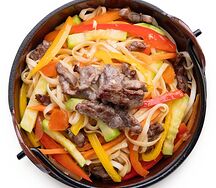 Wok с говядиной