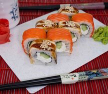 Ролл фирменный 50/50