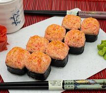 Запеченный ролл Сяке Татаки