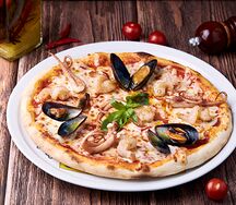 Пицца с морепродуктами