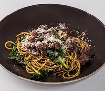 Паста с говяжьими щечками