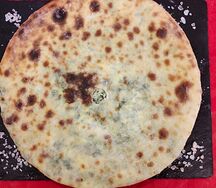 Пирог с сыром, картошкой и зеленью