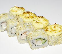Запеченный ролл с креветкой