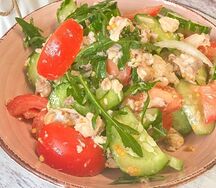 Салат с капустой, огурцом и помидорами