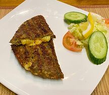 Сыр в мясе