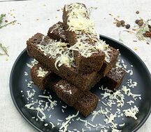 Чесночные гренки из бородинского хлеба