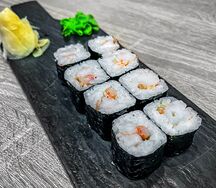 Ролл с креветкой