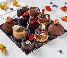 Ассорти из пирожных №11