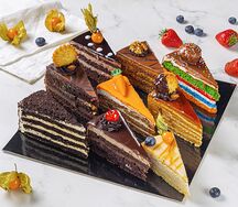 Ассорти из пирожных №07