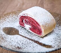 Штрудель вишневый