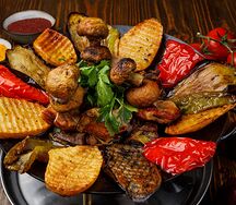 Садж со свининой