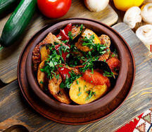 Аджапсандал с шампиньонами