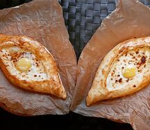 Хачапури по-аджарски