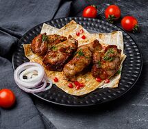 Шашлык из cвинoй шейки