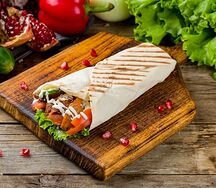 Шаурма в пите с курицей