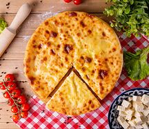 Осетинский пирог с картофелем и сыром