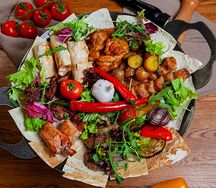 Ассорти шашлыков (на 6-8 чел.)