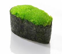 Суши с икрой масаго и сливочным сыром