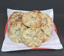 Самса с куриной грудкой и картофелем