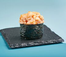 Запеченные суши с лососем