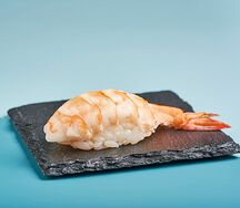 Суши с креветкой