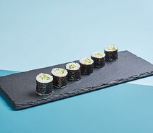 Мини-ролл с огурцом