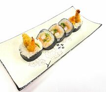 Ролл с темпурной креветкой