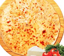 Пирог с томатами, сыром и зеленью